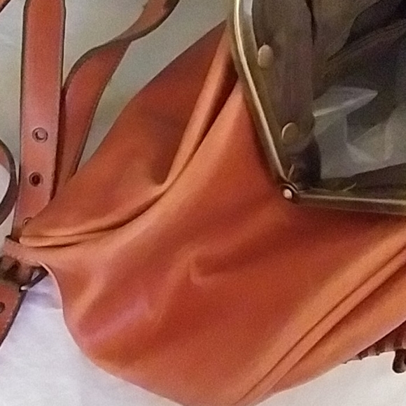 Matt and Nat vegan purse- crossbody - Picture 4 of 4